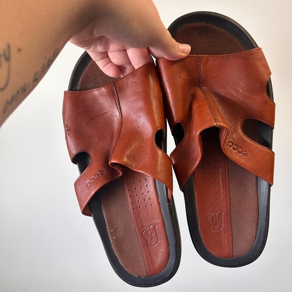 ECCO size 10 brown leather slide sandals - Picture 3 of 4